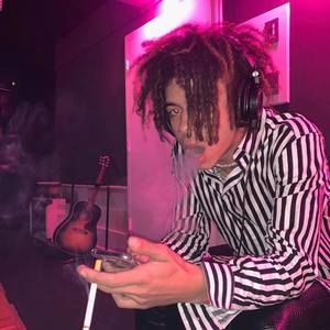 Meet your Posher, Chuy